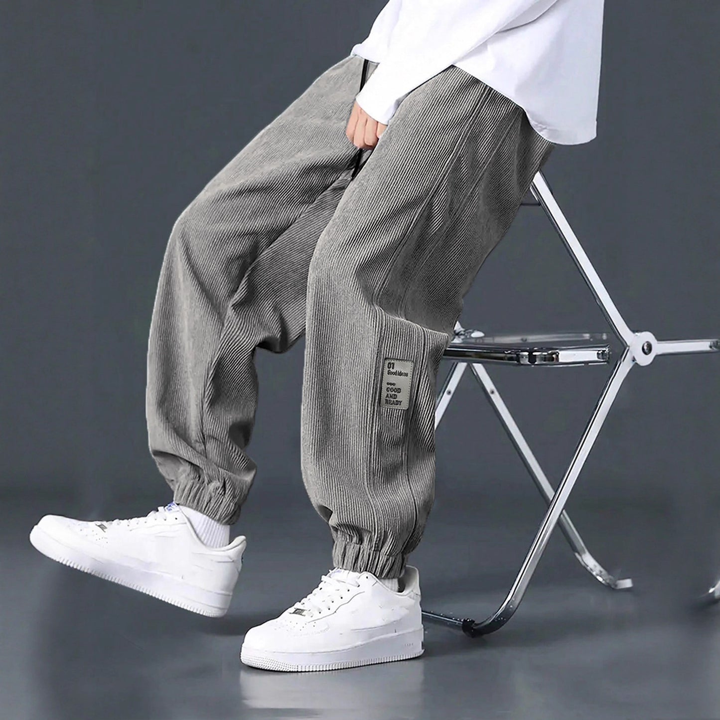 Pantalones Jogger de Pana "Retro Texture" – Corte Slim-Fit y Ajuste con Cordón