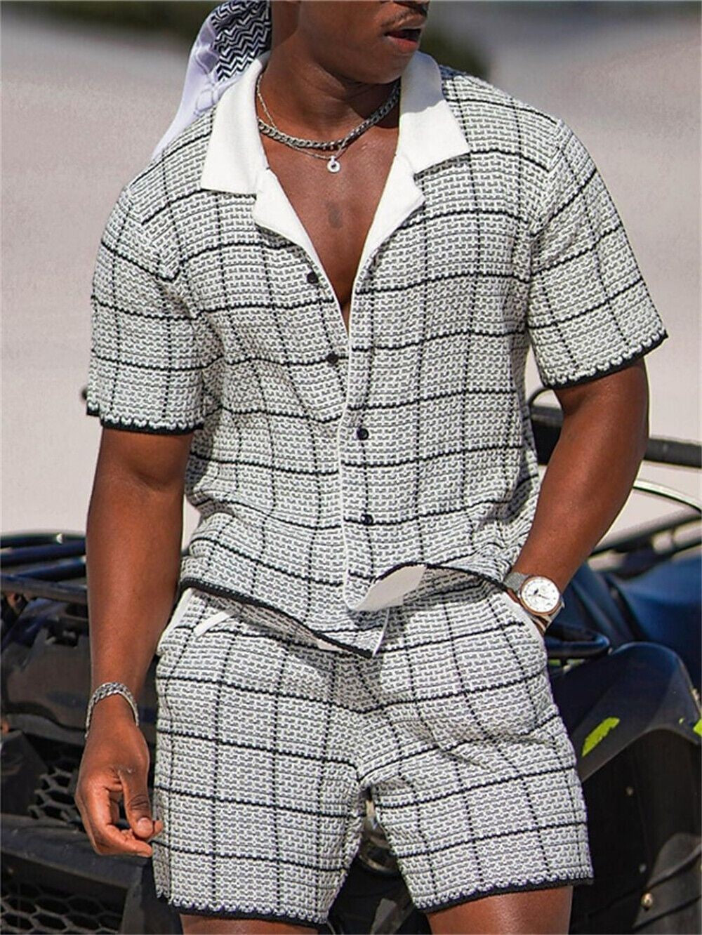 Conjunto Casual de Dos Piezas para Hombre: Camisa de Manga Corta y Shorts con Estampado Retro Premium