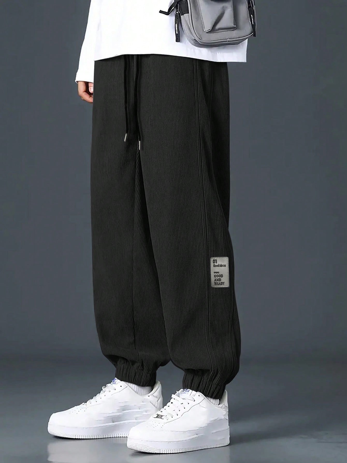 Pantalones Jogger de Pana "Retro Texture" – Corte Slim-Fit y Ajuste con Cordón